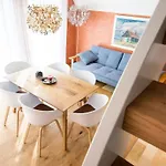 Dream House Modern Retreat בית נופש *